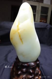 一个就要200万,这种最顶级的和田玉以后很难见到了!